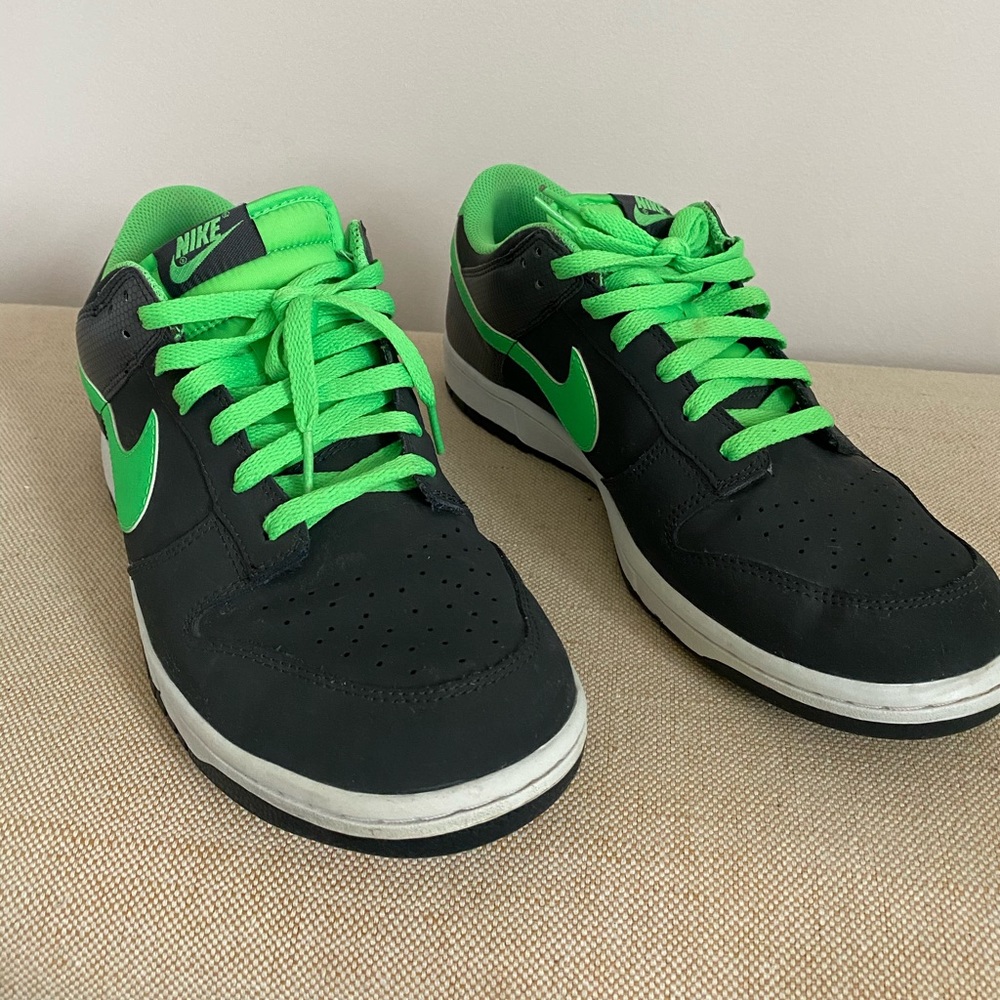 Nike Dunk Low in Grey